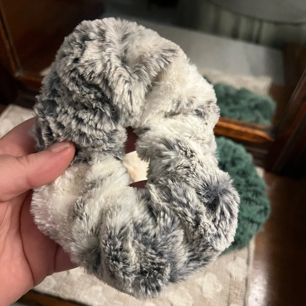 SET OF 6 Classic Minky Hair Scrunchies Brown‎ Pink Black Grey White Green GUC